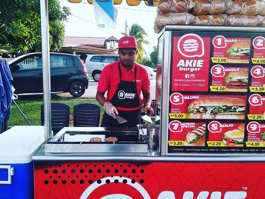 akie burger