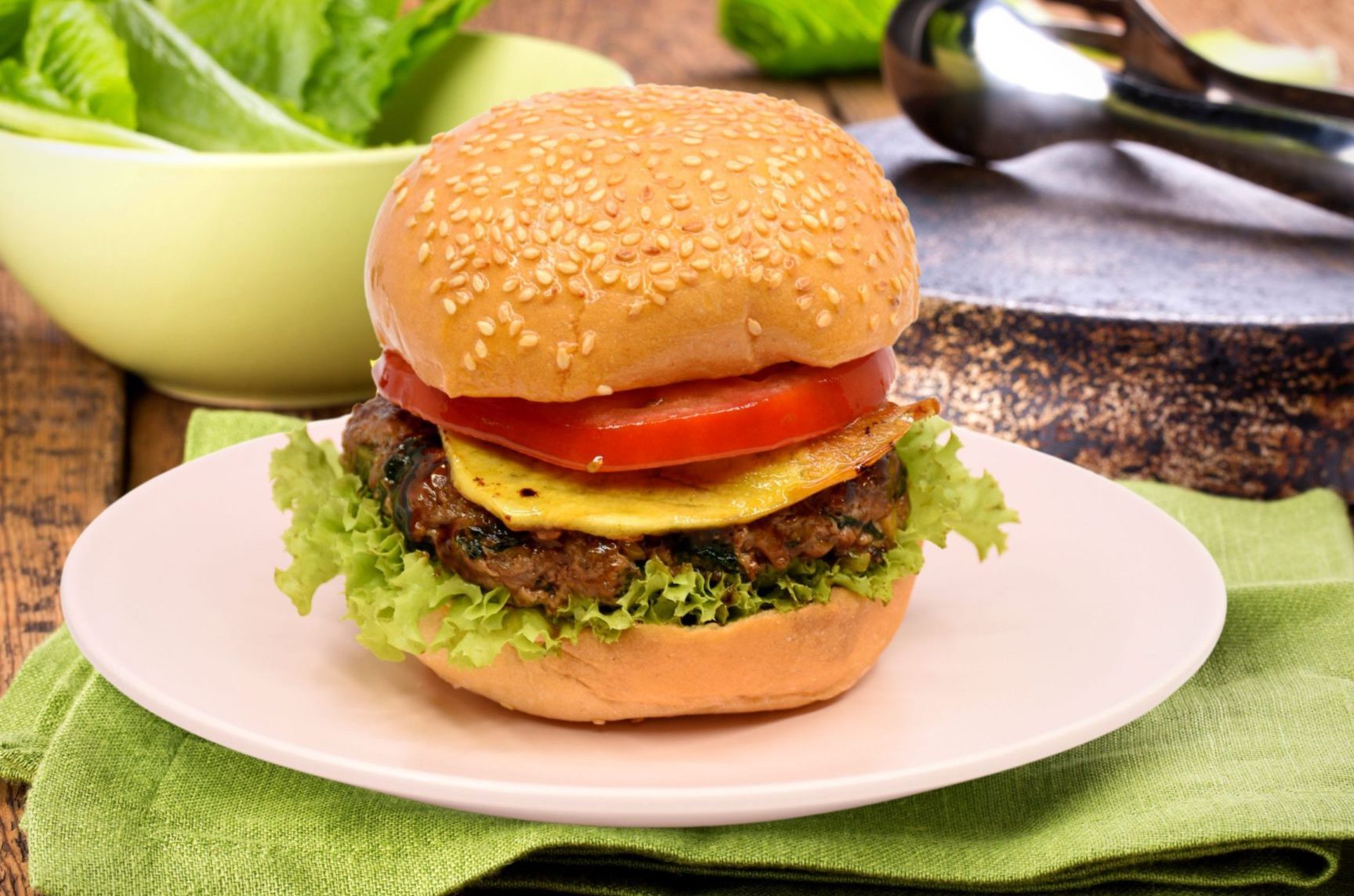 AN Mommies Burger 1 an mommies burger