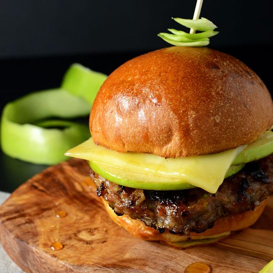 Burger Apple Leleh 1 burger apple leleh