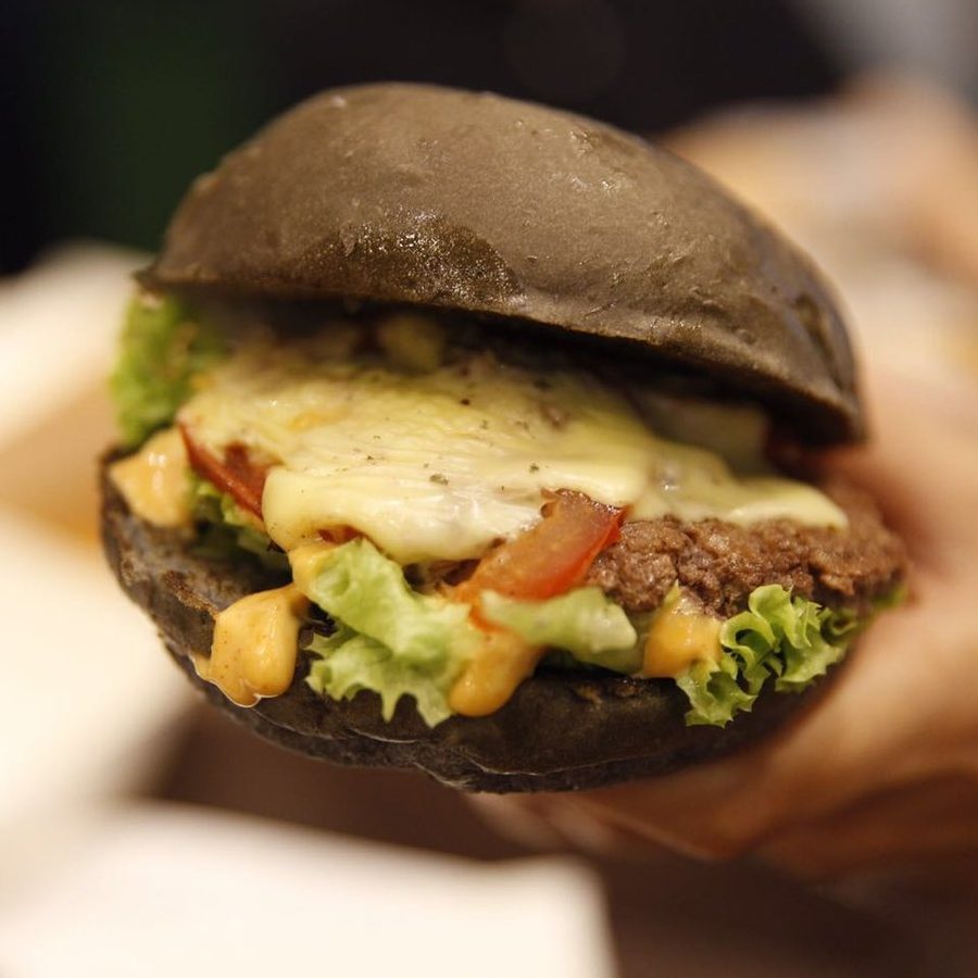 burger kampong boy melaka