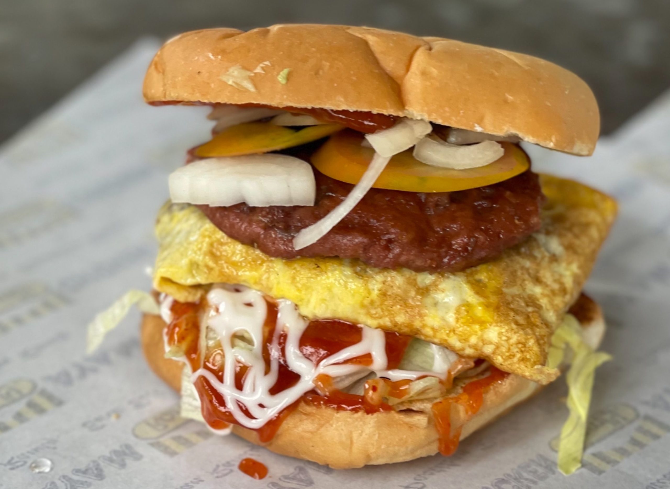 burger ngosek kg kedai baru banggu scaled