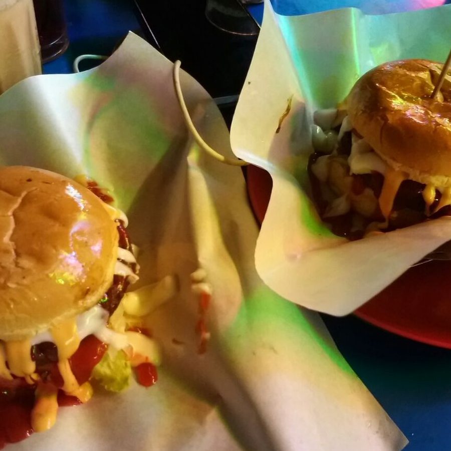 Burger Terbaik di Daerah Mersing - Rahsia Rasa Juicy & Autentik! 1 burger terbaik di daerah mersing rahsia rasa juicy autentik