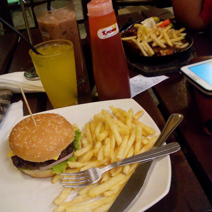 Burgers terbaik di Bentong Town 1 burgers terbaik di bentong town