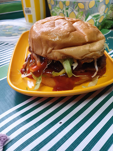 Nora Burger