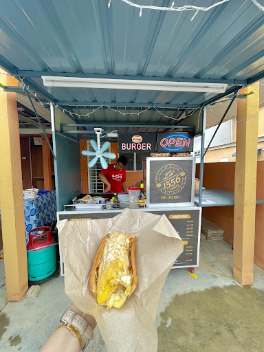Lot 1556 Burger Lot 1556 Burger
