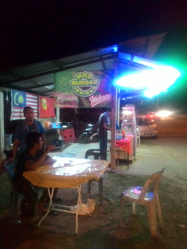 MAD Burger Jeniang