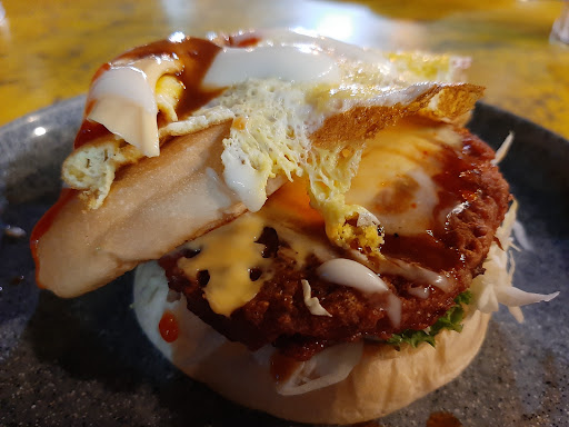 Pak Mat Burger Station