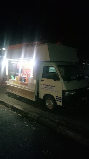 Khai burger berhantu