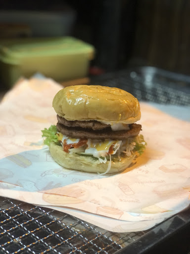 BURGER KAMPUNG