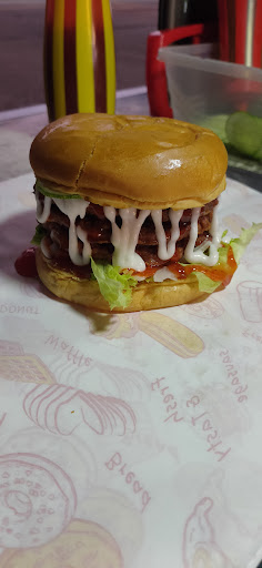 INTACTUS BURGER