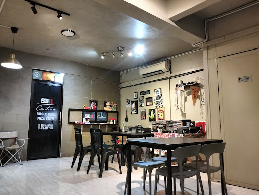SD11 Cantina Burgers Pastas