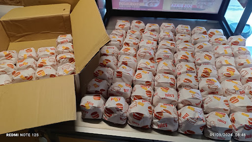 Kampung Burger Lemal