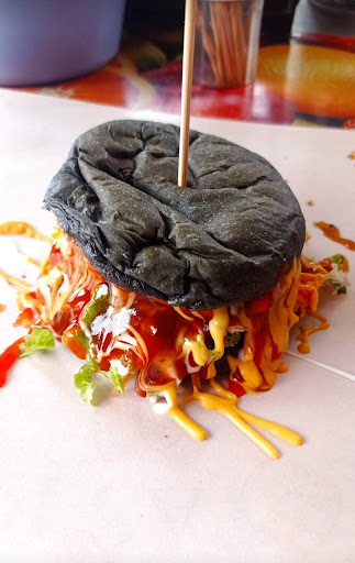 Burger sisterhood