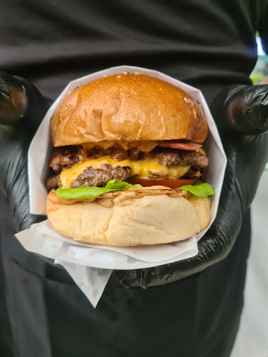 Backyard Smash Burgers @ Damansara Heights