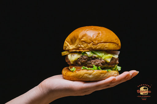 Pasadena Burger & Coffee (Mont Kiara)
