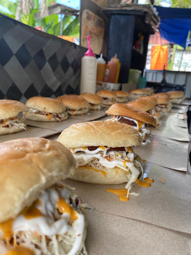 Teratak burger Kg Sg Labu Teratak burger Kg Sg Labu