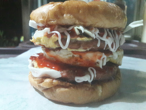 BURGER BAJET KAMPUNG