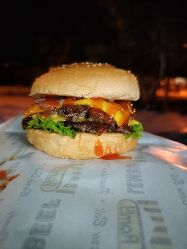 BURGER SMASHED Stall Adra Aina Kuala Linggi