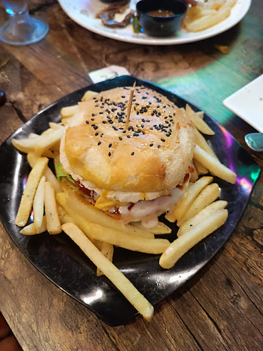 Kuali Ais Cafe