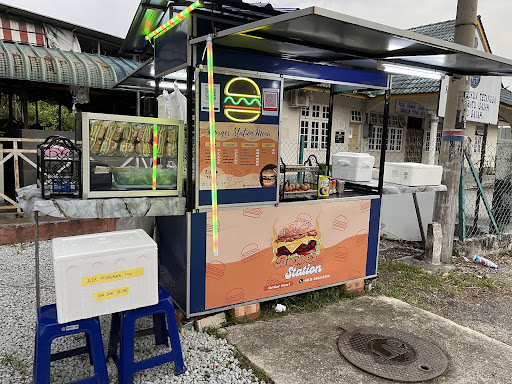 Burger Station Batu Gajah Burger Station Batu Gajah