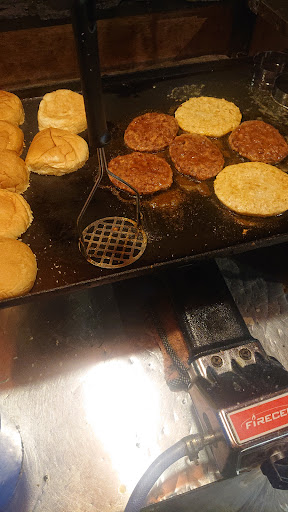 BURGER PUNCAK STATION