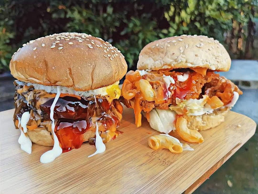 eL Naj Burger eL Naj Burger
