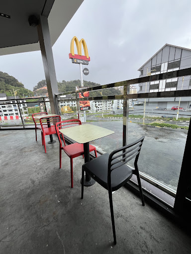 McDonald's Cameron Highlands DT McDonald's Cameron Highlands DT