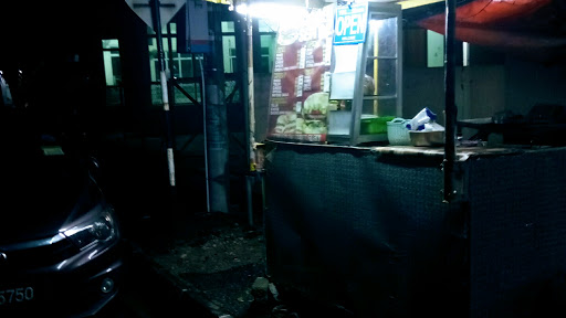 Atok burger padu Atok burger padu