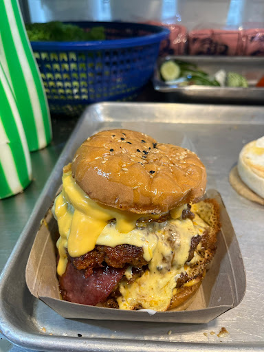 AMAN BURGER LAMBONG GENERATION AMAN BURGER LAMBONG GENERATION
