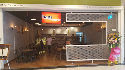 Hans Cafe & Deli