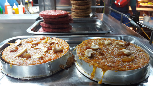 Gerai Raja Burger Malaysia