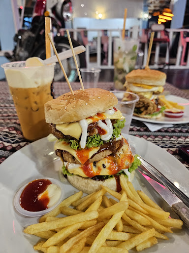 Burger Gergasi Burger Gergasi