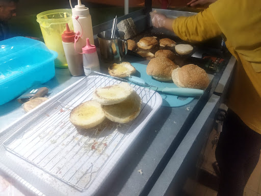 Spicy delicious burger azli