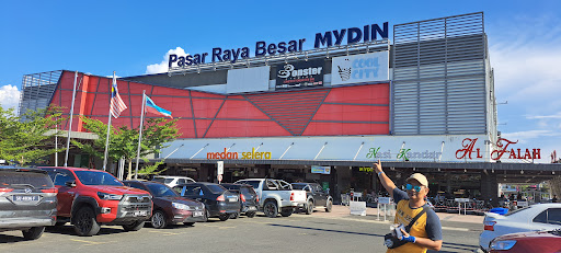 Western Mydin