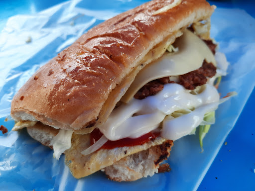 EwanEiyqah Company (Stall Burger&Kuih Muih)