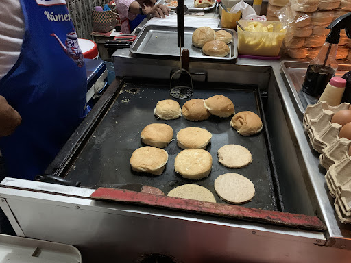 Ady burger Ady burger