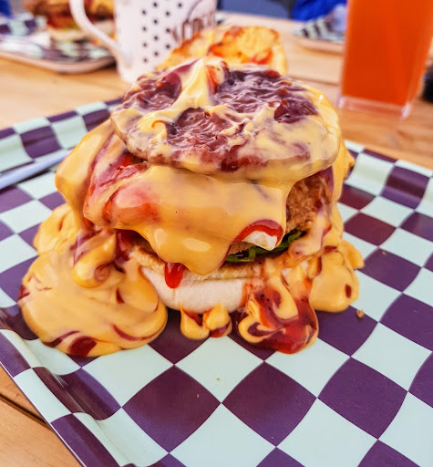 Burger Crispy Pattaya Viral