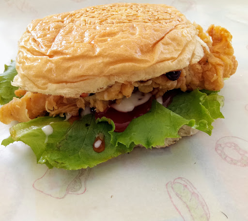 Azie Chicken Crispy Burger Azie Chicken Crispy Burger