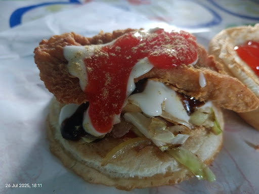 Udak ashz burger Udak ashz burger