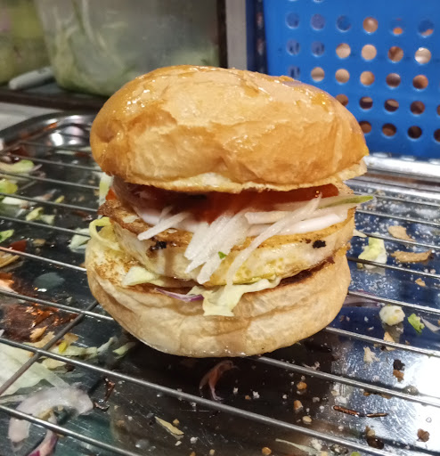 NAZZ BURGER STATION