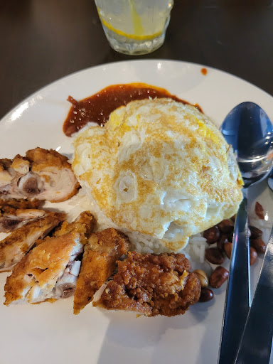 Lion Queen Cafe