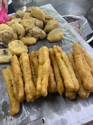 Jenjarom Fried Pastry & Bean Soups