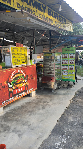 Family Burger Parit Besar Family Burger Parit Besar