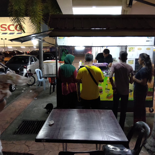 Ariq Burger Corner