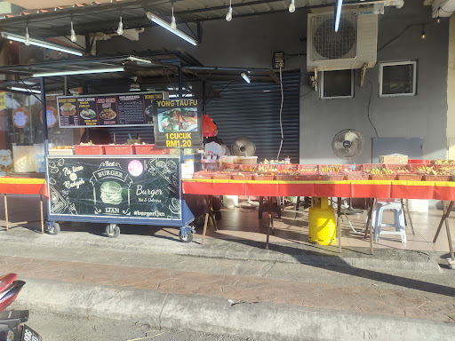 Ijan burger yong tau foo Ijan burger yong tau foo