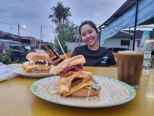 MATMOK BURGER CORNER 2