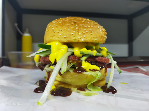 Official Street Burger@Tmn Kristal Official Street Burger@Tmn Kristal