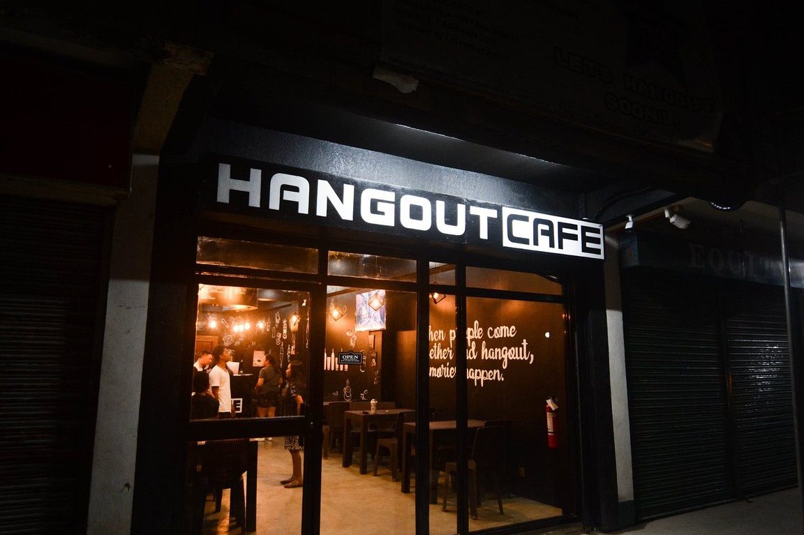 hangout cafe
