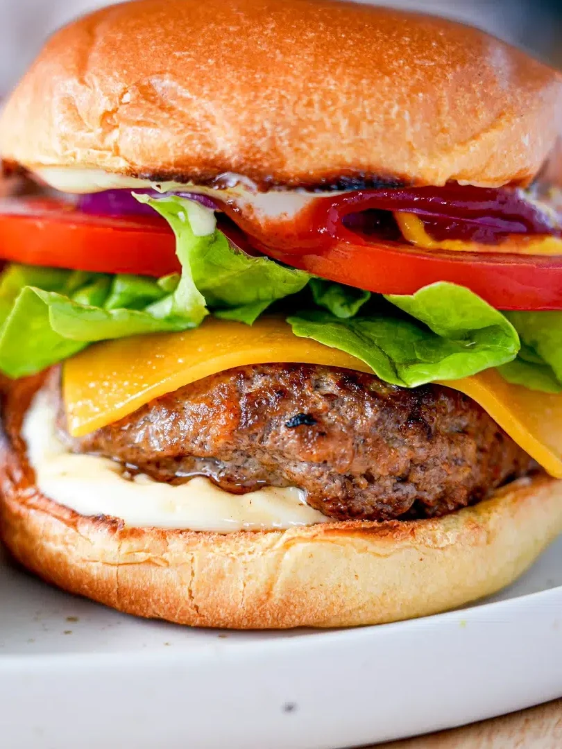 Homemade burger 1 homemade burger