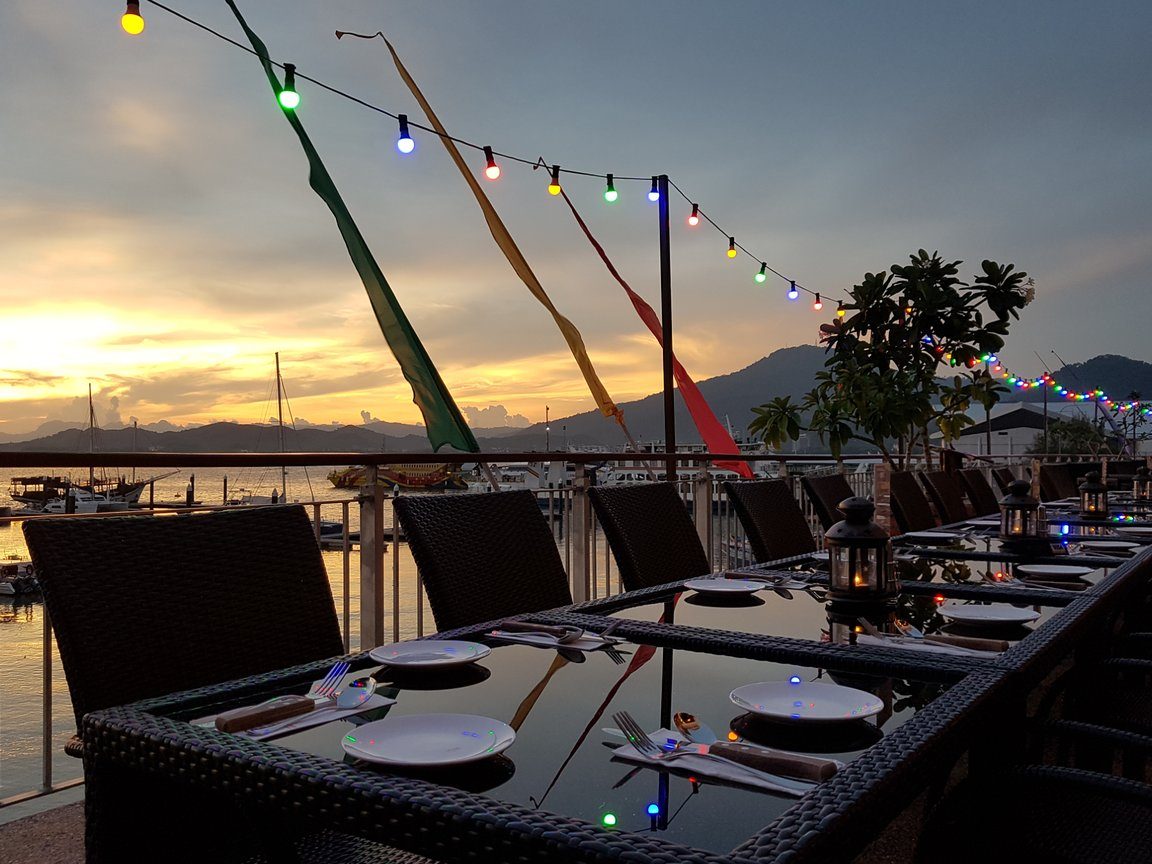 jakes charbroil steaks langkawi